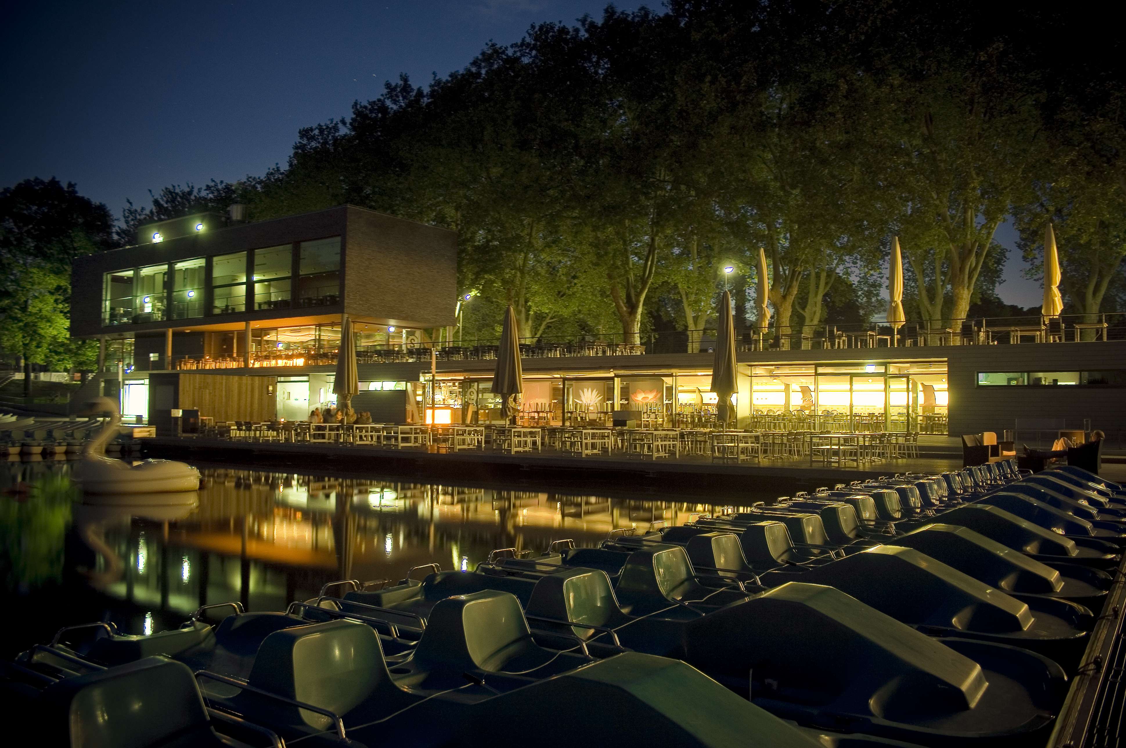 A2 am See - Restaurant