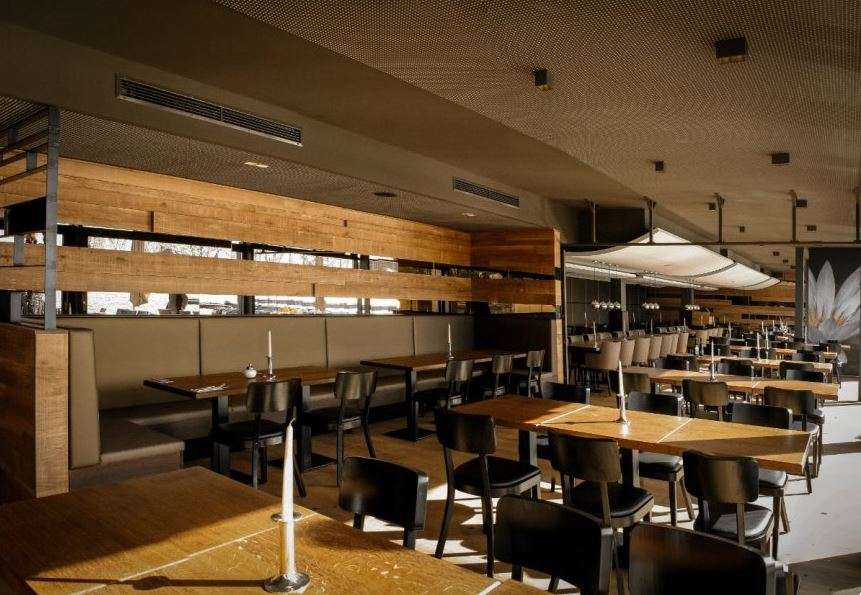 A2 am See - Restaurant