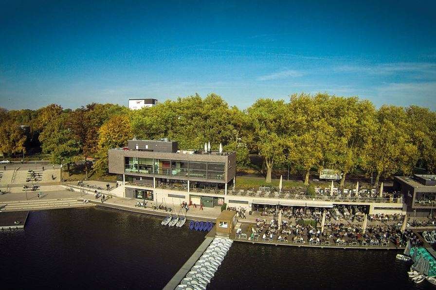 A2 am See - Restaurant